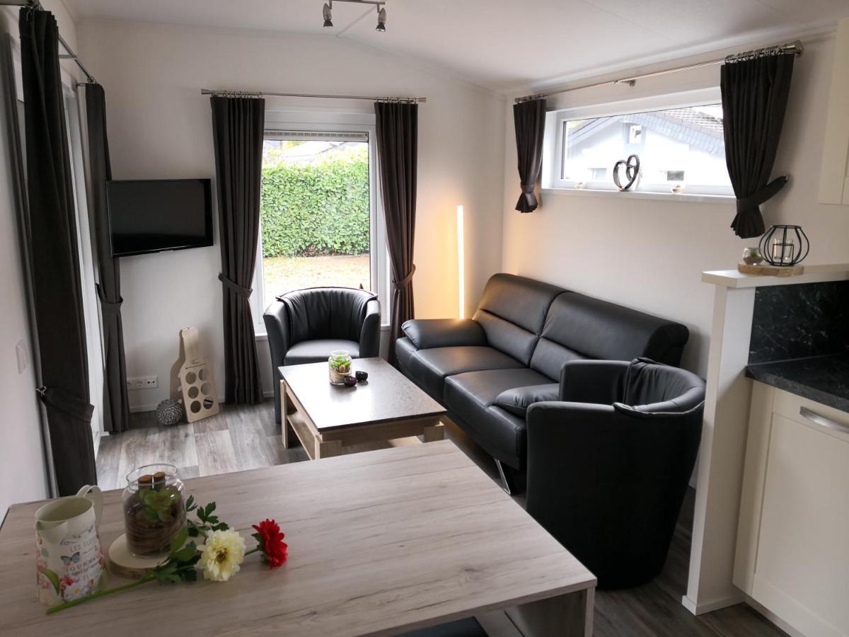 Ferienhaus Malefi 1 Am Guelser Moselbogen Koblenz  Luaran gambar